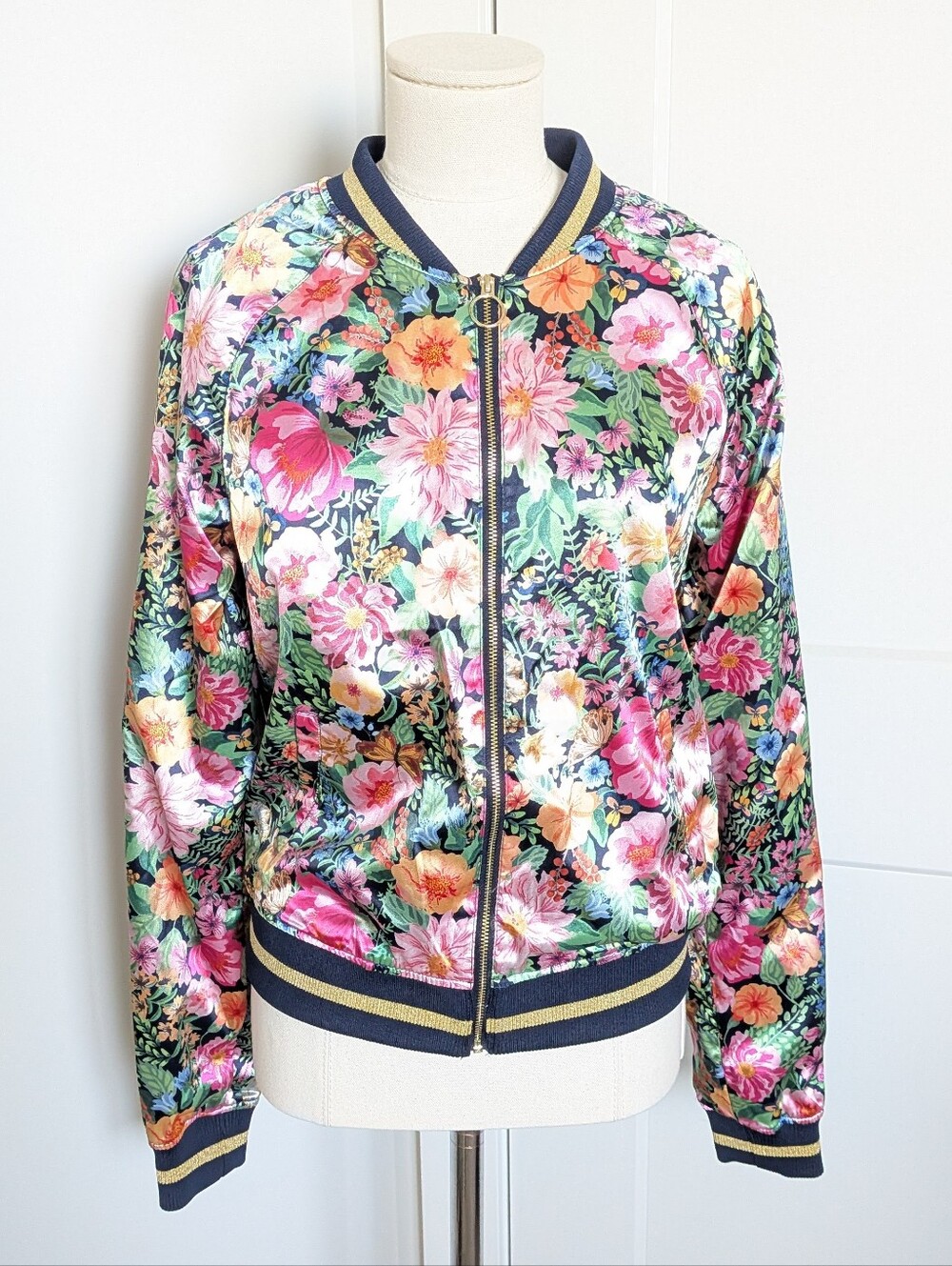 H&M x Angela McKay Floral Satin Bomber Jacket Gold Trim Fits Kids 14+ Fits XS W